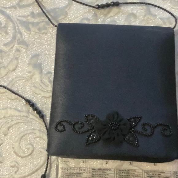 Jessica McClintock Beaded Bag - Picture 2 of 4